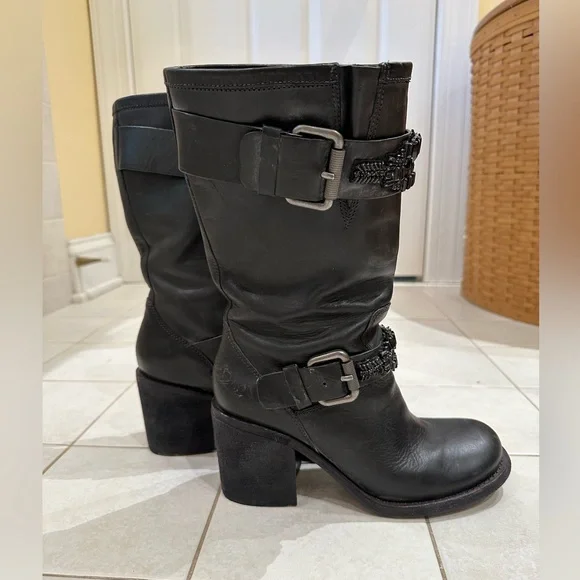 Vera Wang Lavender Label Jeweled Moto Boots - Size 6 - Picture 2 of 8